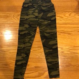 Camo leggings